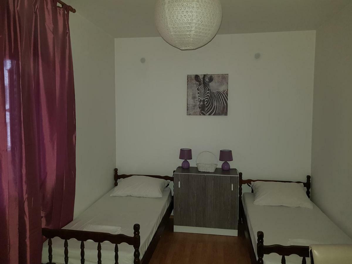 Apartments Milicic تْشيرسيك نوفي المظهر الخارجي الصورة
