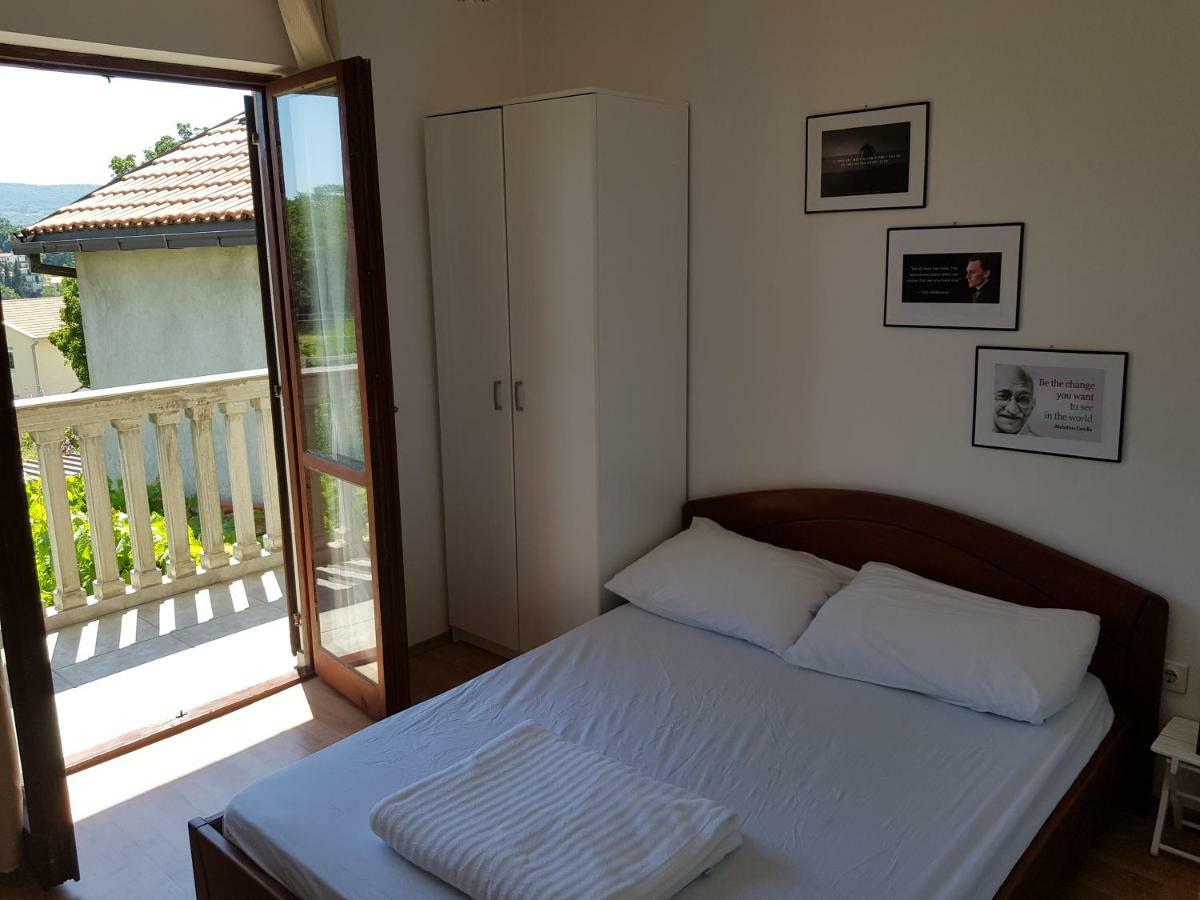 Apartments Milicic تْشيرسيك نوفي المظهر الخارجي الصورة