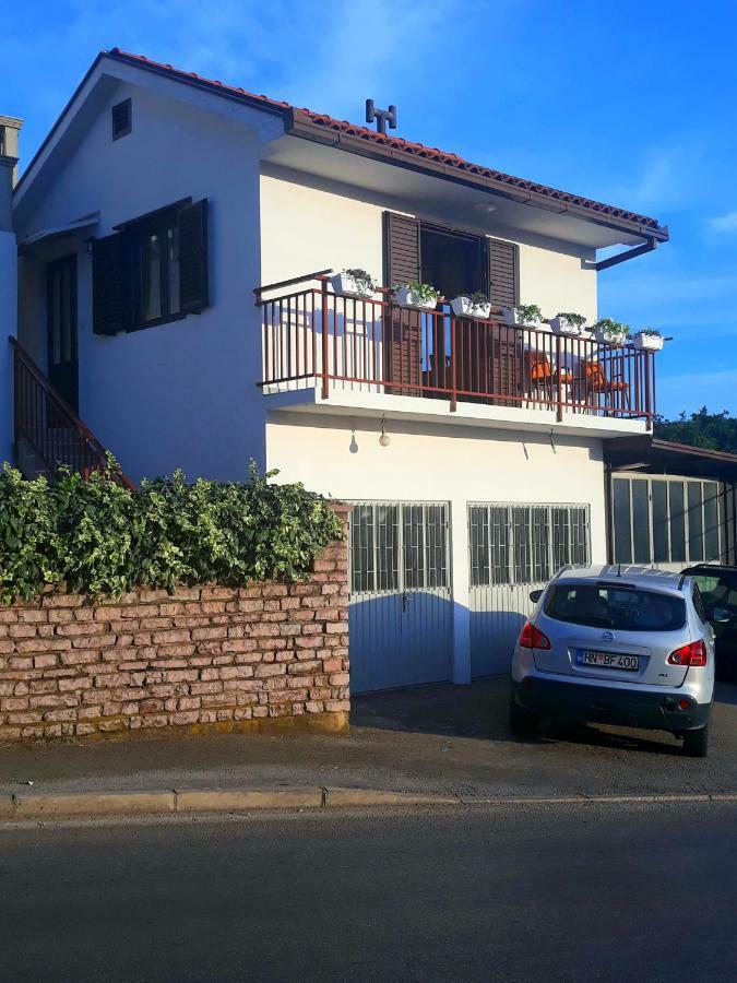 Apartments Milicic تْشيرسيك نوفي المظهر الخارجي الصورة
